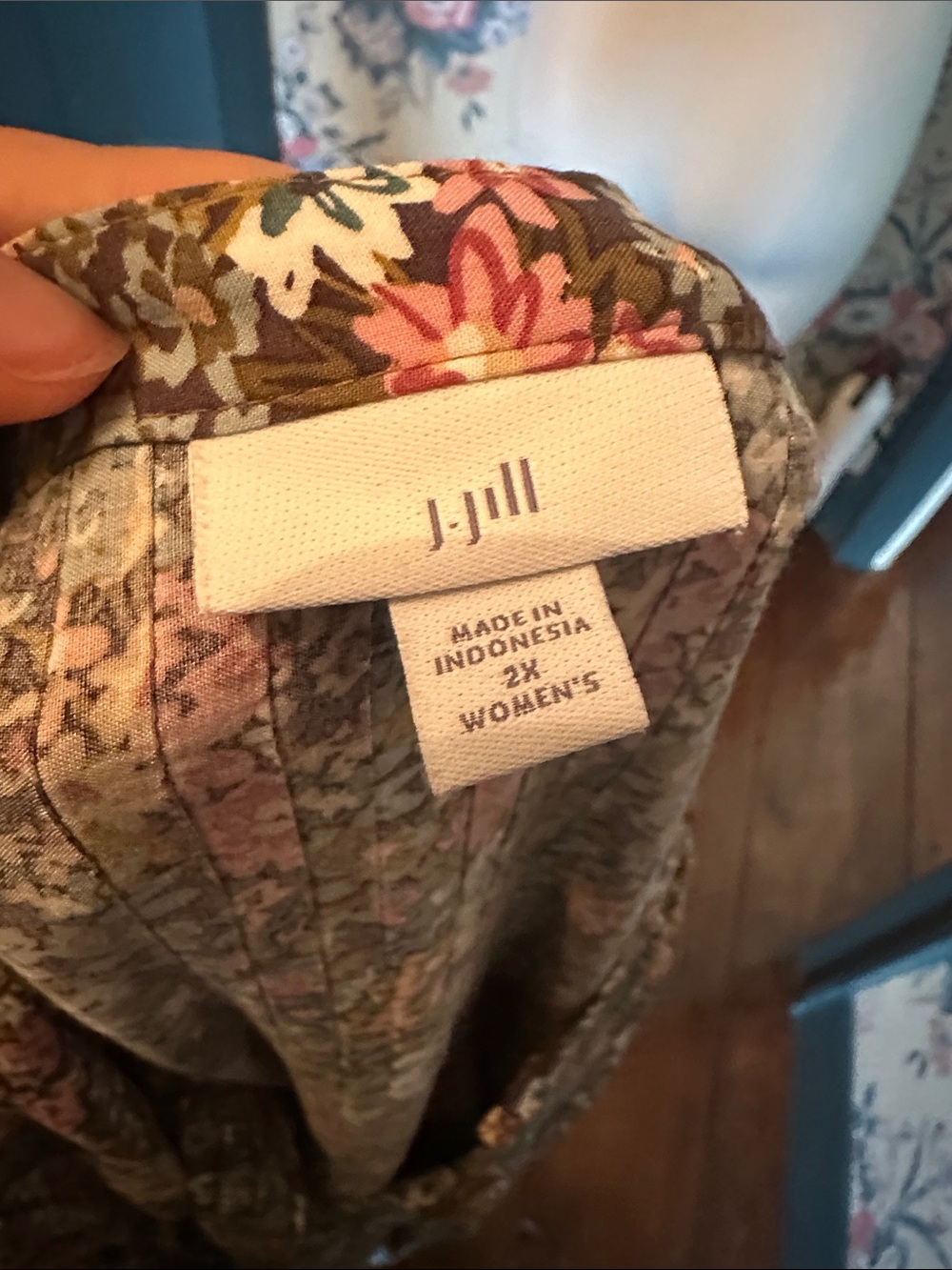 J. Jill Floral Midi Dress with Pink & White Blossoms - Picture 7 of 8